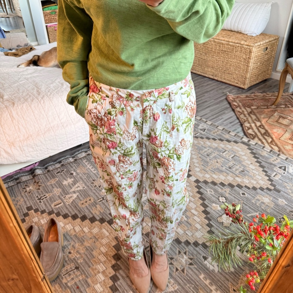 Alythea Floral Patterned Garment - Picture 8 of 9